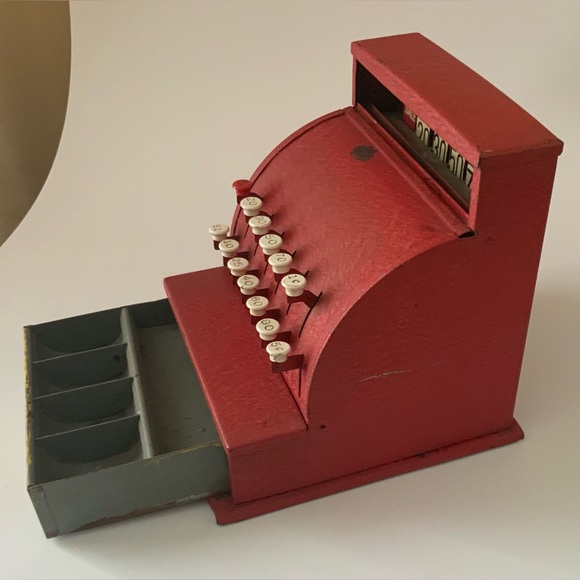 Vintage Red Toy Cash Register - Picture 10 of 12